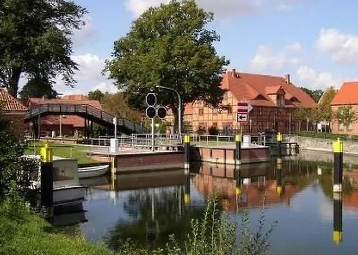 Mona By Interhome Quetzin